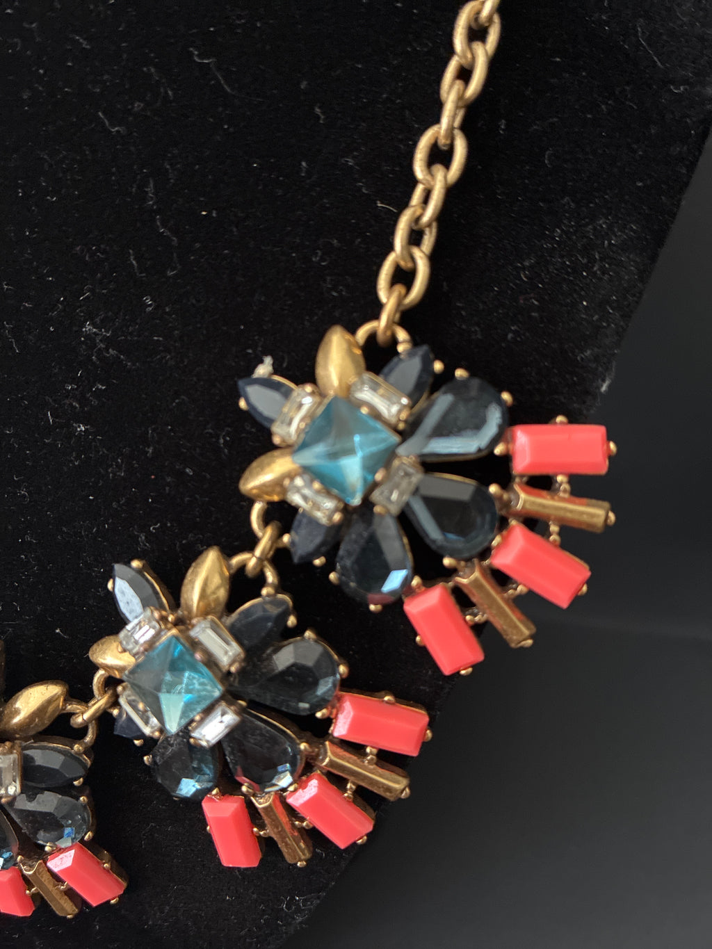 Vintage J Crew Rhinestone And Crystal Necklace